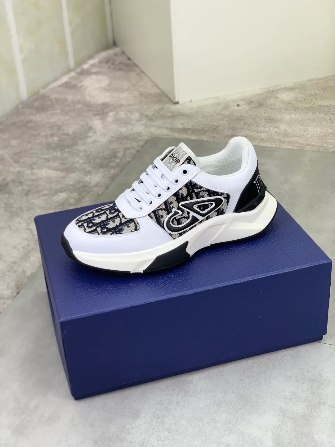 Men's Men's Shoes💰P440💰[New Style]🆘[Dior] 2025 Dior Original Lace-up Low-top Men's Shoes Classic casual shoes 🔥This model is the official classic model with high quality and made by famous original designers. It is made of high-quality cowhide with original materials➕comfortable and breathable mesh lining➕pigskin insole. The perfect last shape and generous and fashionable design have attracted many consumers and are suitable for drivers to drive🚗. What you want is the best quality in the market. Color: 4️⃣Color Code number: 38--44 (45 customized)